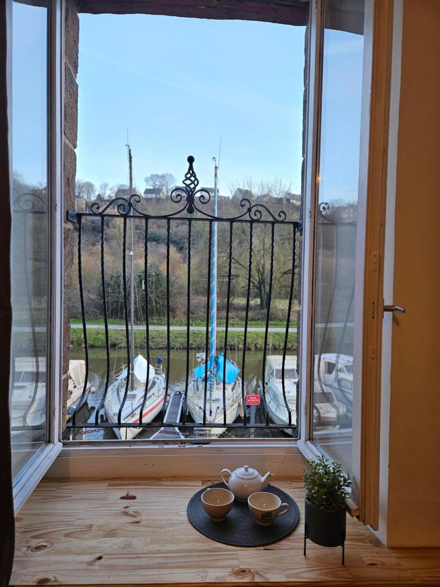 Apartament Balade Sur Le Port Dinan Zewnętrze zdjęcie